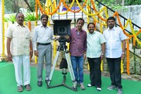 Nuvvakkada Nenikkada Movie Opening